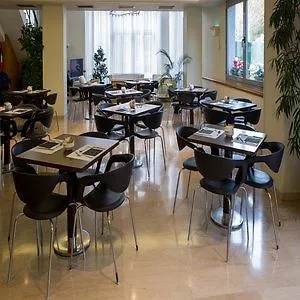 ***  B&B Hotel Barcelona Mollet Porta De Gallecs Мольет-дель-Вальес Испания