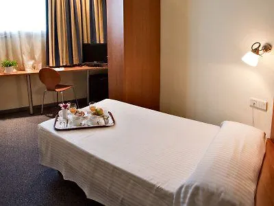 B&B Hotel Barcelona Mollet Porta De Gallecs Мольет-дель-Вальес 3*,