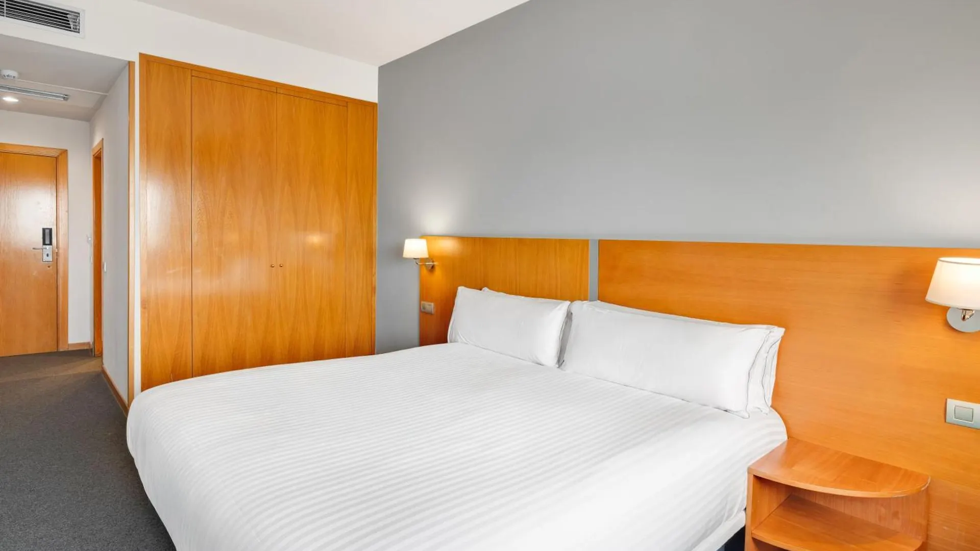 B&B Hotel Barcelona Mollet Porta De Gallecs Mollet del Vallès 3*,